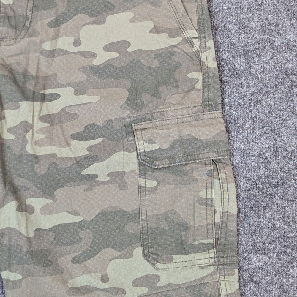 Eddie Bauer Men's 32 Ripstop Green Camo Camouflage Cotton Hiking Cargk Shorts - Picture 5 of 16